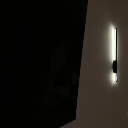 Διαμέρισμα A&nd *