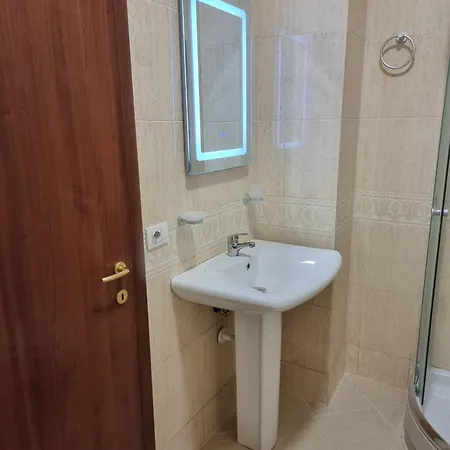 Apartamento A&nd *