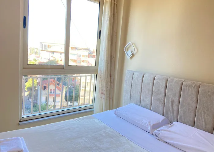 A&nd Lejlighed Tirana